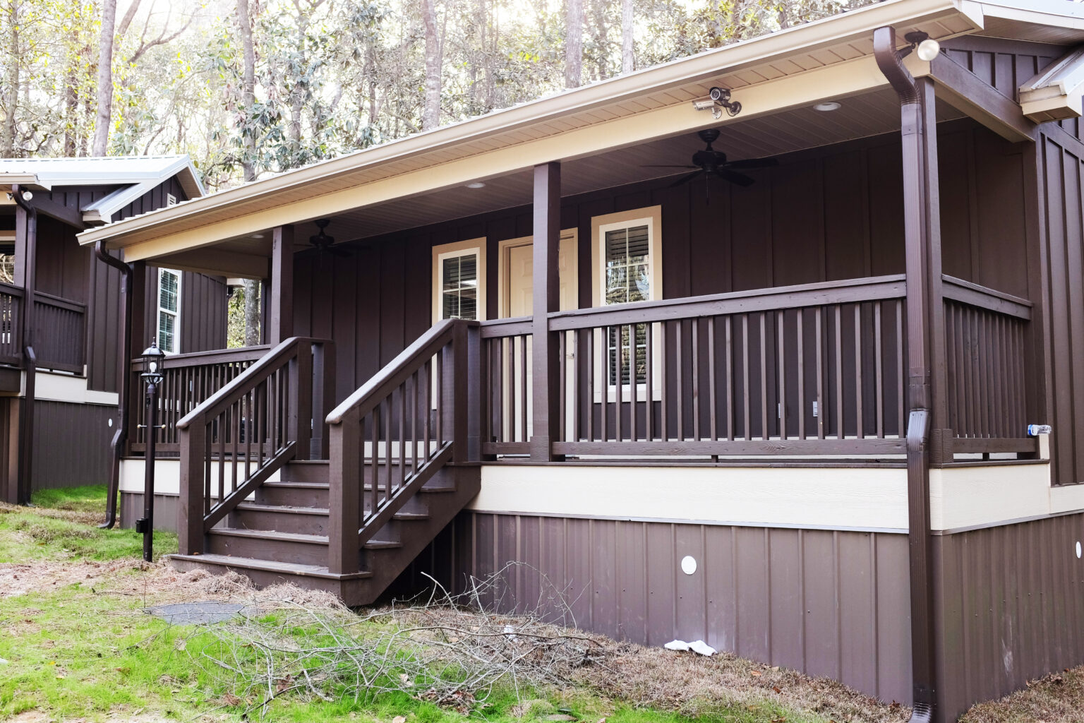 Dothan, AL Living Waters Cabins 