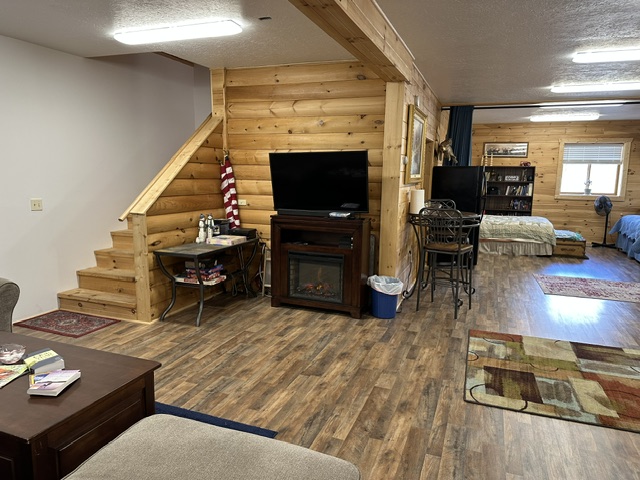 Buena Vista, CO Family-sized Home 